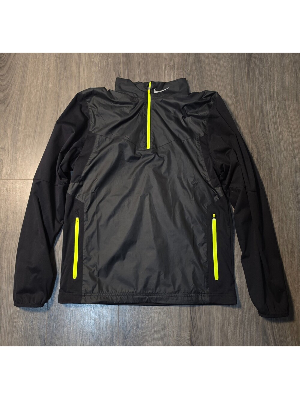 Nike Golf Men's Pullover Quarter-Zip Long Sleeve Windbreaker Jacket Small
